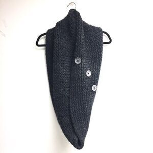 CHUNKY Knit Infinity Fall Winter Scarf Buttons Dark Grey